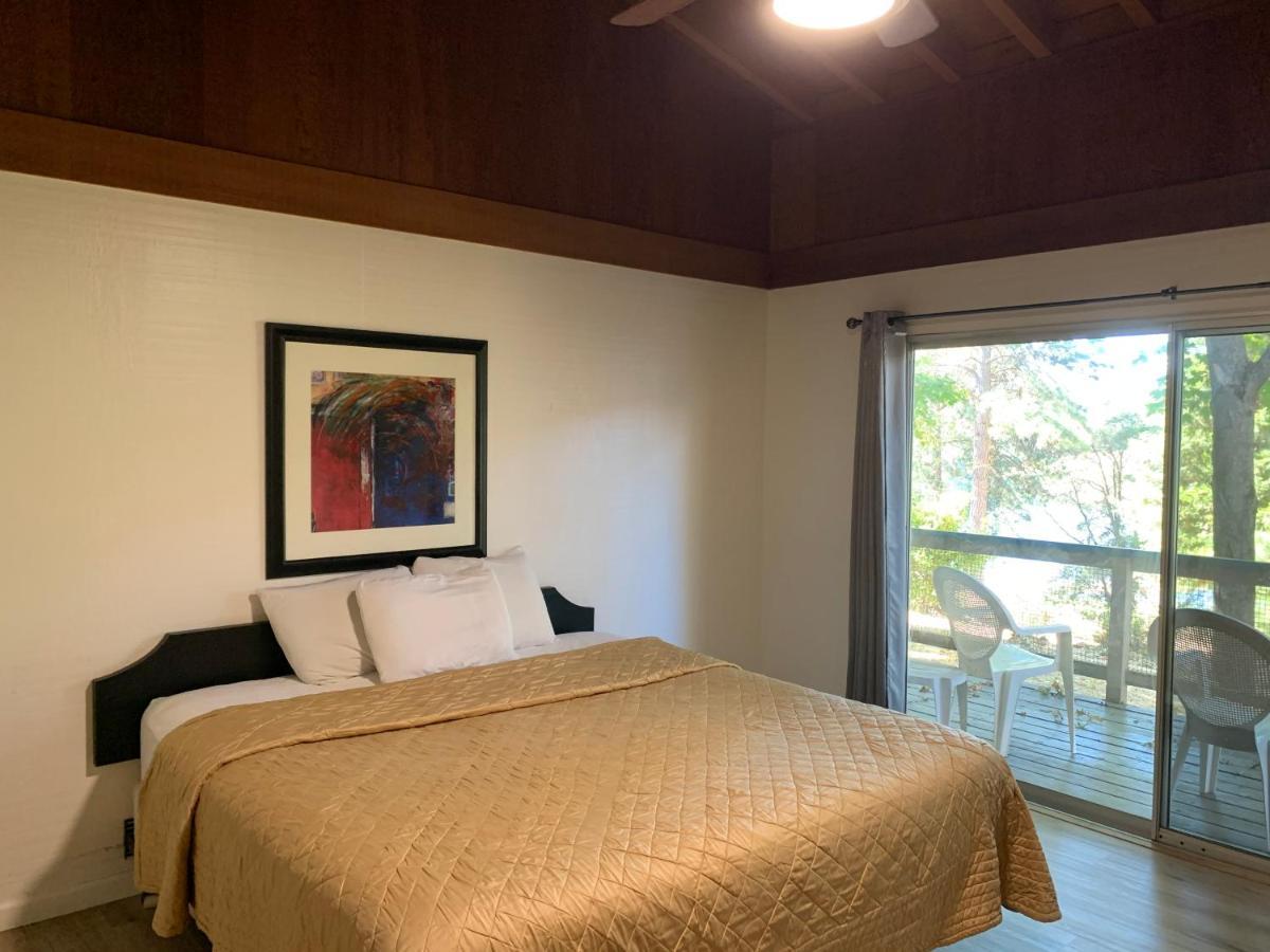 Alta Sierra Village Inn 그래스 밸리 객실 사진